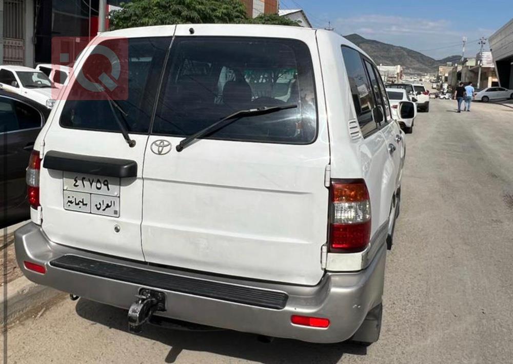 تويوتا لاندكروزر
